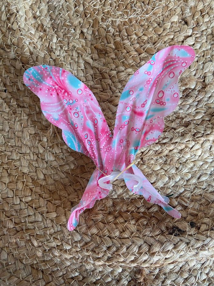 Ailes de papillon pour Barbie - photo numéro 2