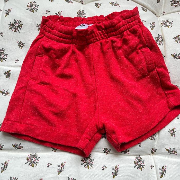Short rouge 18 mois Z - photo numéro 2