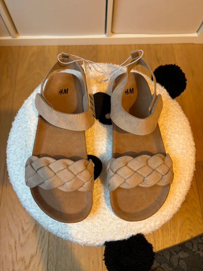 Neuves - Sandales H&M 33 - photo numéro 2