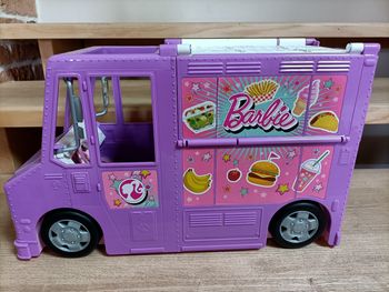 Food trucks barbie