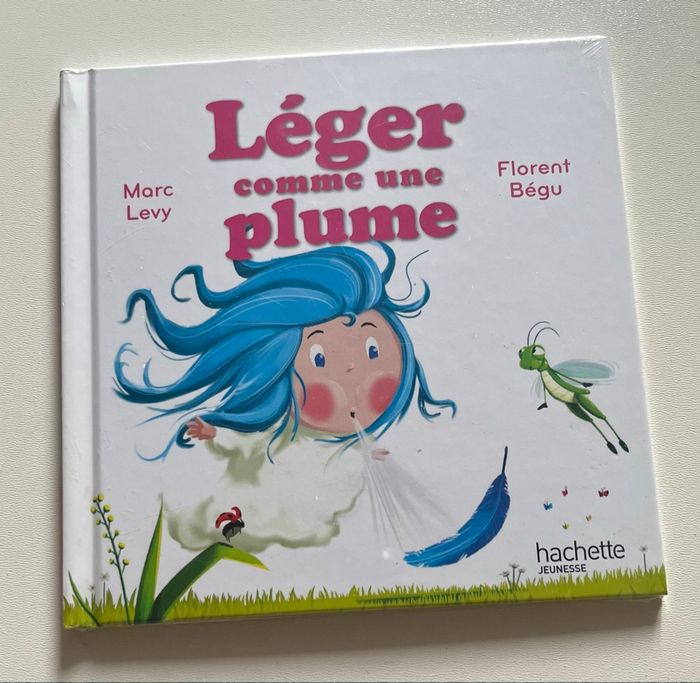 Léger comme une plume neuf Hachette Jeunesse