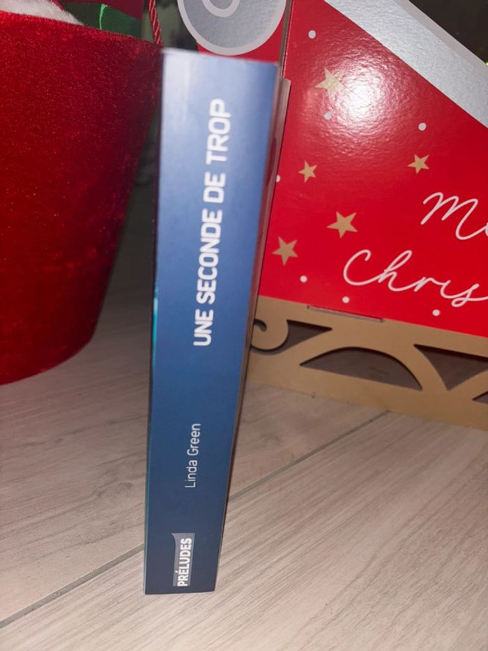 Livre Une seconde de trop de Linda Green - photo numéro 3