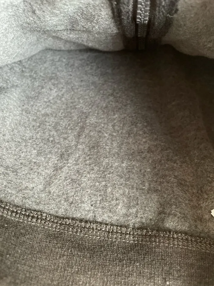 Gilet dpam 2 ans neuf - photo numéro 4