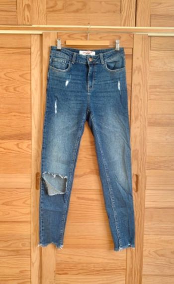 Jean troué femme taille M