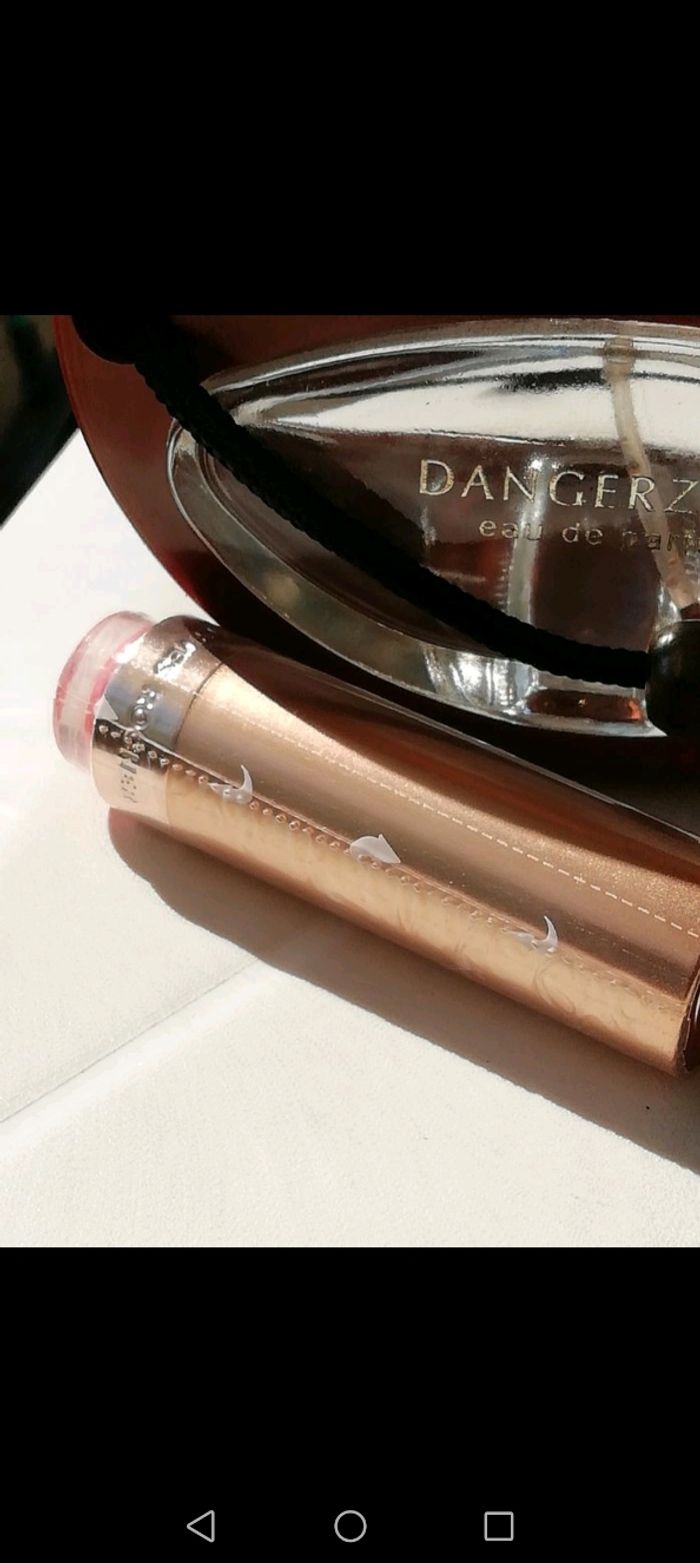 ROUGE  À LÈVRES MAT 150 NEUF - photo numéro 2