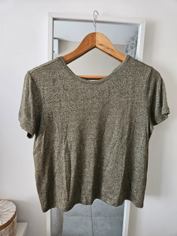 Top kaki lurex doré Le dressing de nana