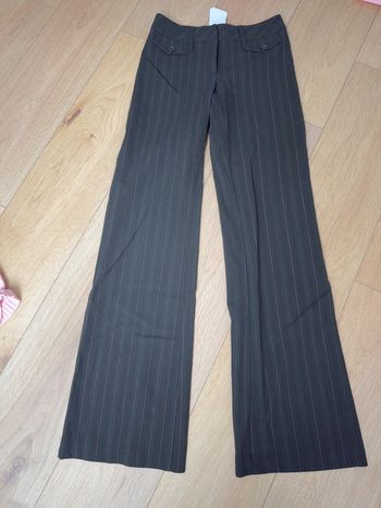 Pantalon Morgan rayé noir et rose en 34