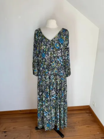 Superbe robe longue fleurie fluide en viscose neuve Bel & Bo 🌸44