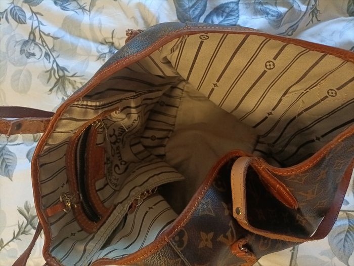 Sac  en cuir en très bon état - photo numéro 10