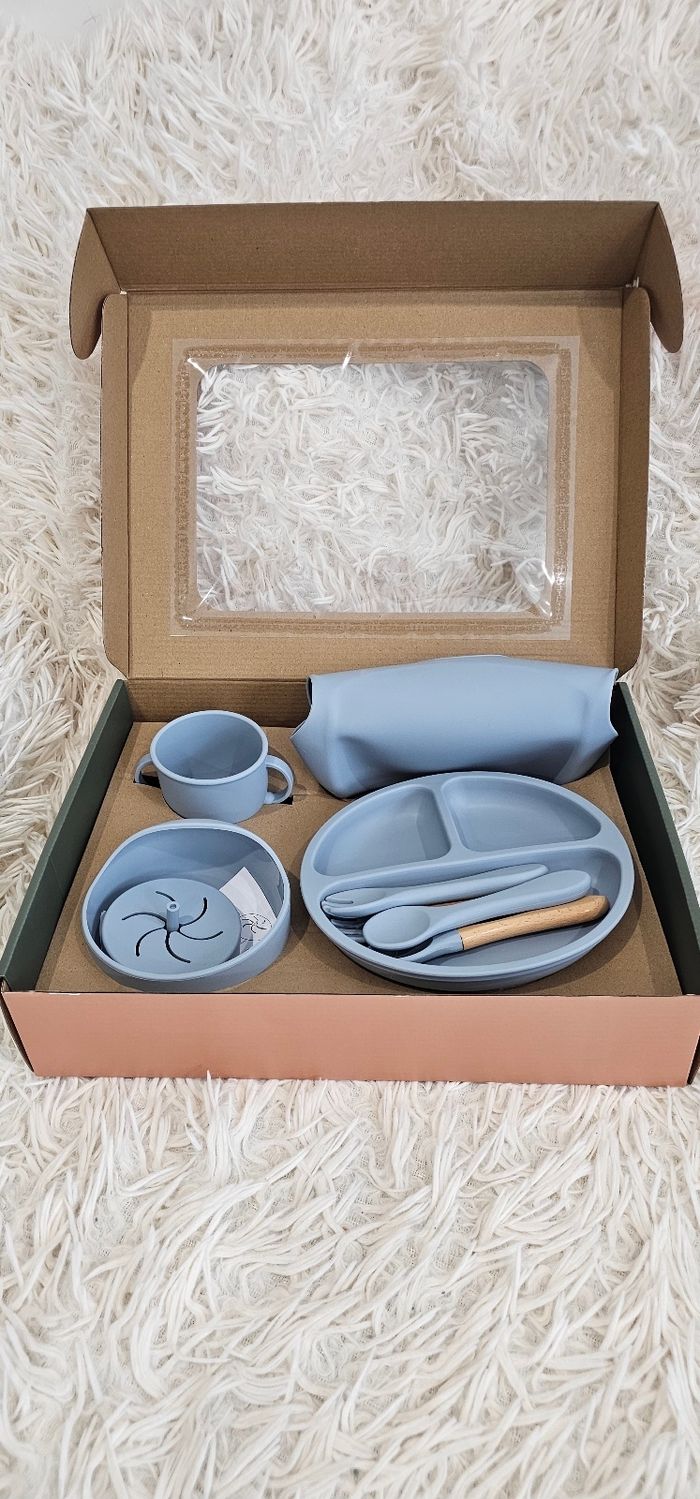 Coffret repas 10 pièces en silicone bleu  neuf - photo numéro 5