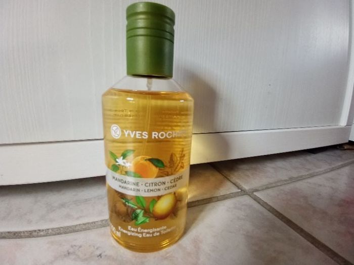 Eau de toilette Yves Rocher citron cèdre mandarine 100ml neuve