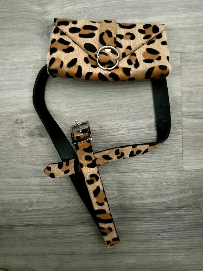 Sac ceinture léopard