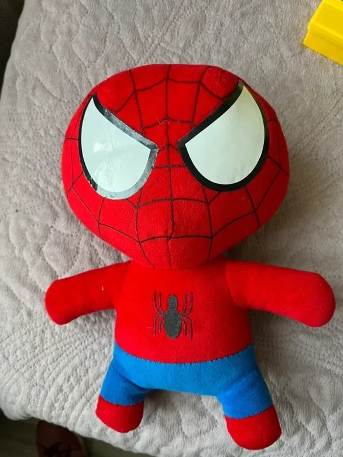 Peluche Spiderman