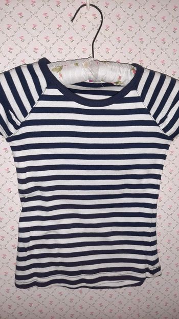 T shirt fille rayé taille6ans