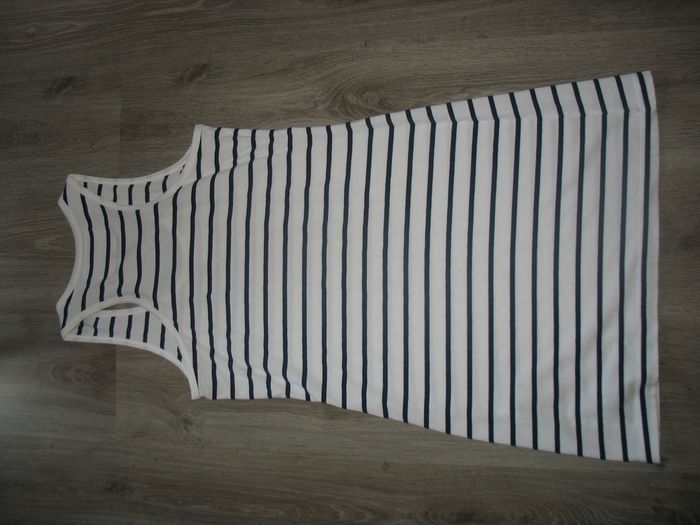 ROBE SM BLANCHE RAYÉ MARINE "LITTLE MARCEL" - TAILLE XL - n°02 - photo numéro 5