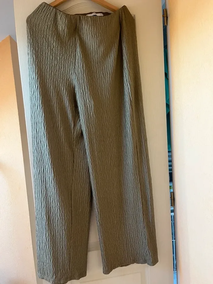 ensemble mango vert kaki pantalon et haut - photo numéro 4