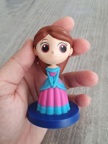 Figurine audiocontes hachette le bal des douze princesses