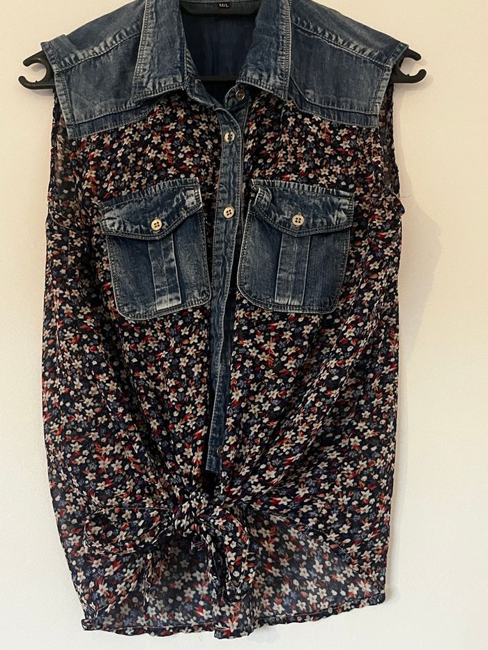 Chemisier sans manche à nouer