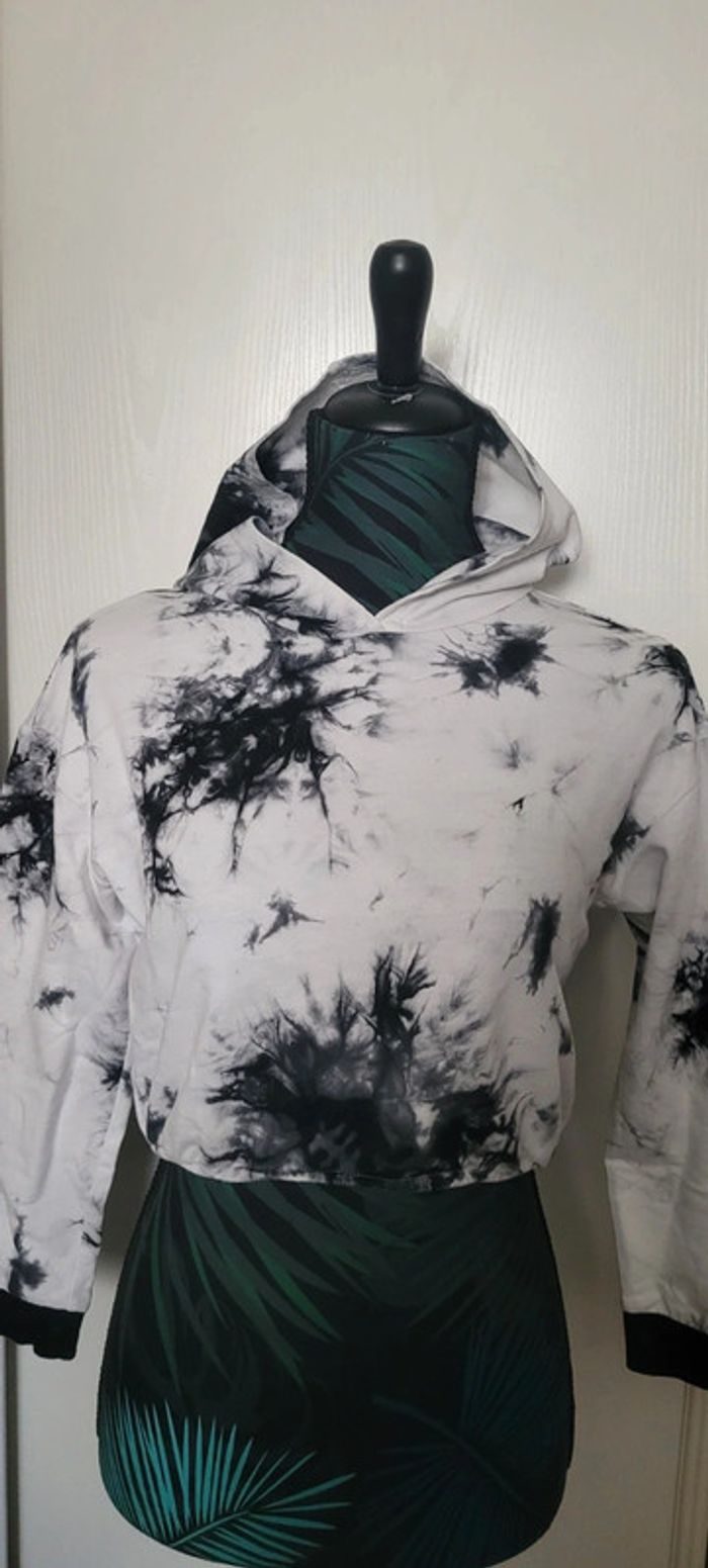 Hoodie crop top tâche 10 ans - photo numéro 4