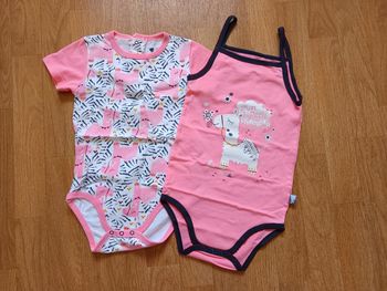 Lot de 2 bodies fines bretelles 