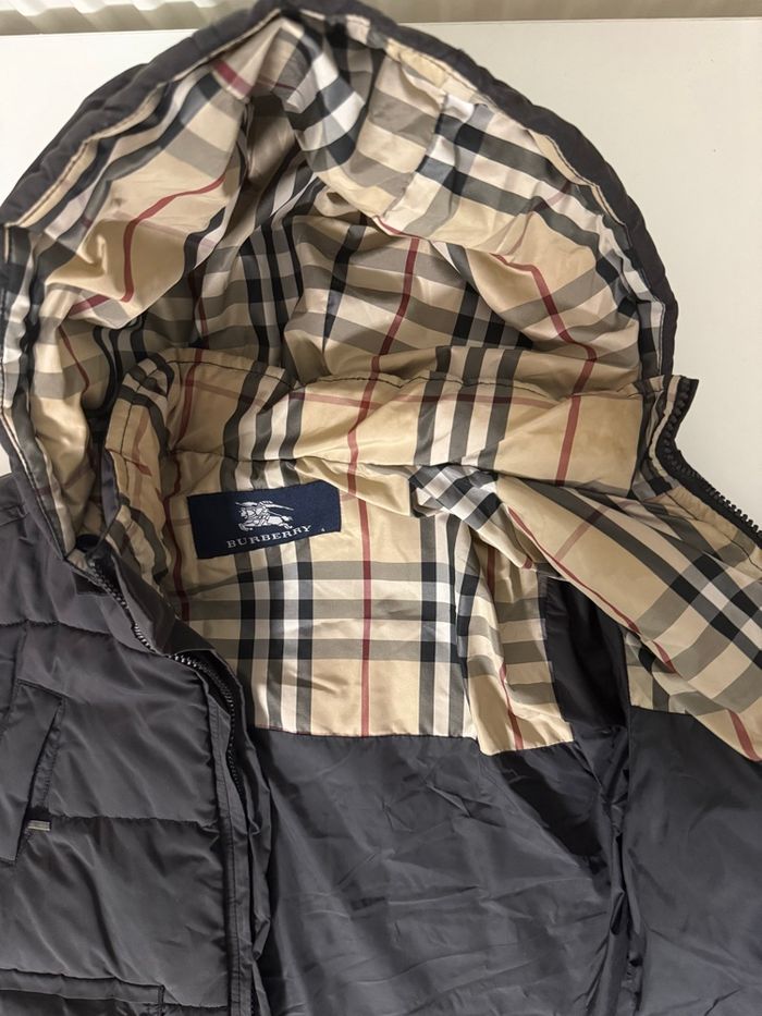 Doudoune Burberry enfant – 4 ans – Très bon état - photo numéro 4