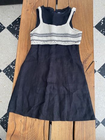 Robe Zara fille 9 ans 134 lin noir bohème crochet neuve sans étiquette