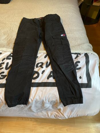 Vends pantalon cargo tommy