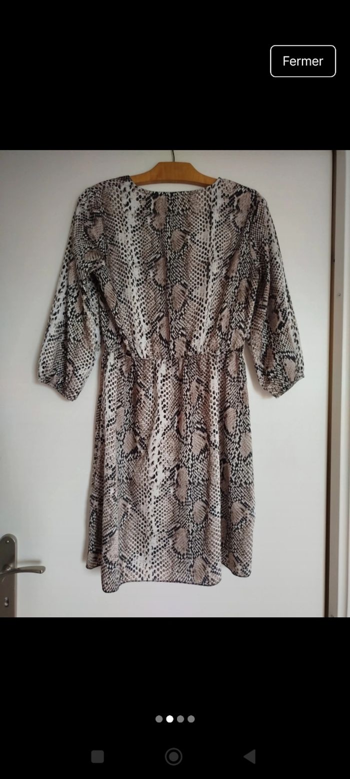 Jolie robe motif serpent - photo numéro 4
