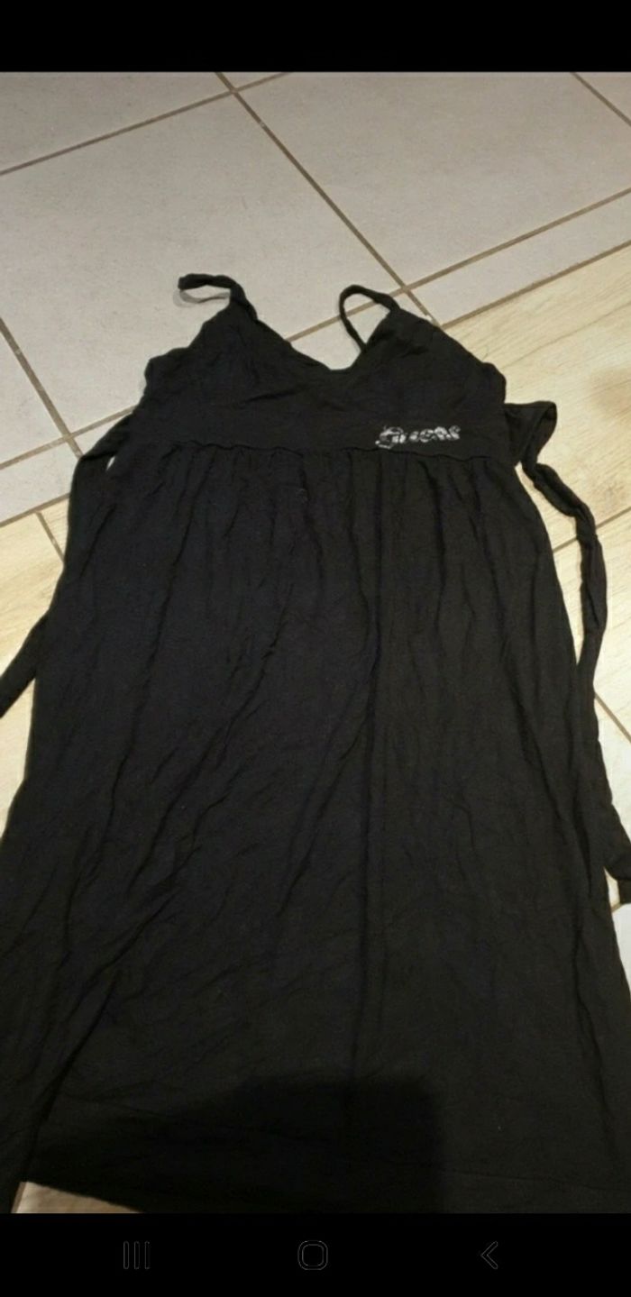 Robe fille guess 10 ans - photo numéro 2