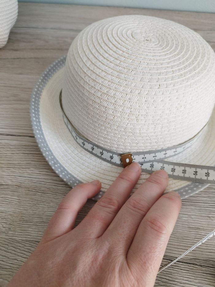 Élégant chapeau avec attache - photo numéro 5