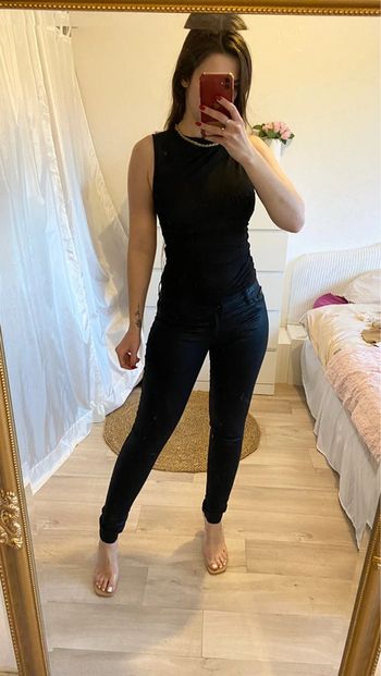 Pantalon skinny effet serpent brillant