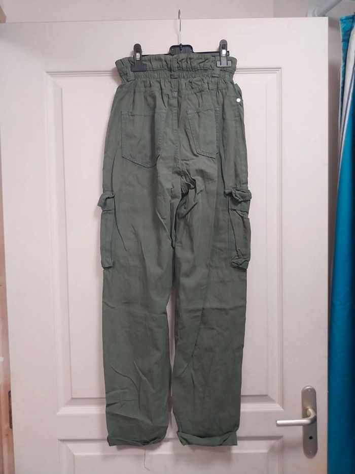 Cargo femme bershka 32 - photo numéro 2