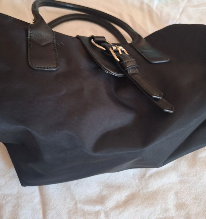 Sac  a main noir - photo numéro 2
