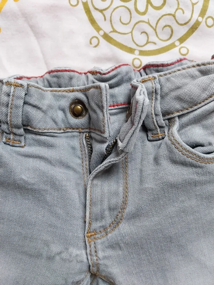 Lot de 2 jeans garçon 4 ans - photo numéro 8