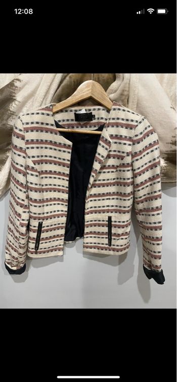 Jolie veste à motif