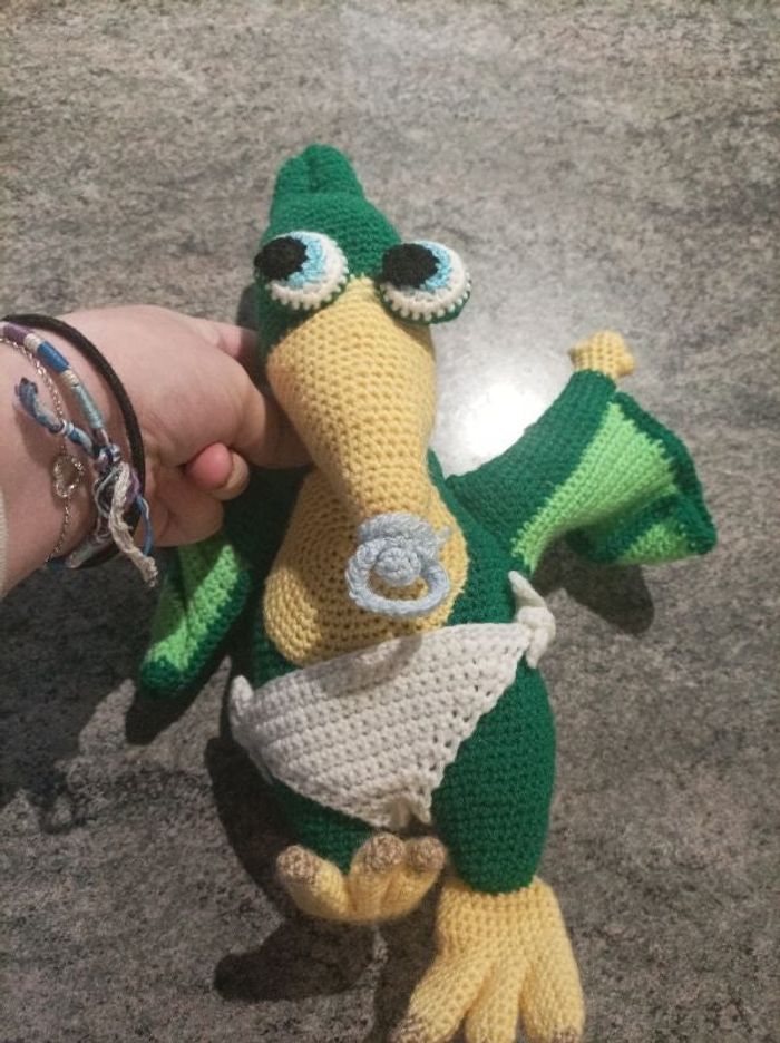 Peluche/ doudou dinosaure tricot neuf