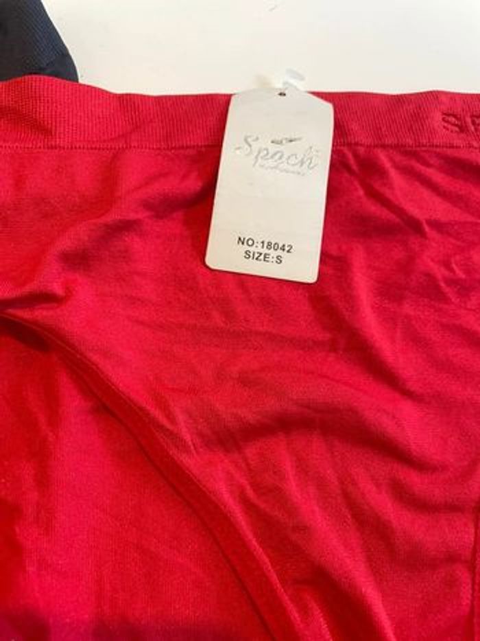 2 culottes montantes en polyamide taille S - photo numéro 2