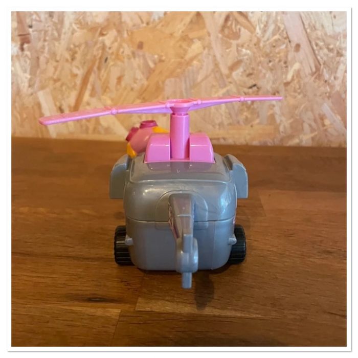 Idée cadeau 🎁 figurine Stella et son véhicule de la Pat Patrouille - photo numéro 12