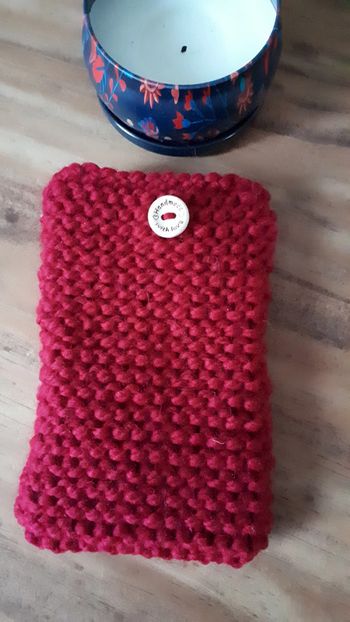 Pochette portable bordeau handmade