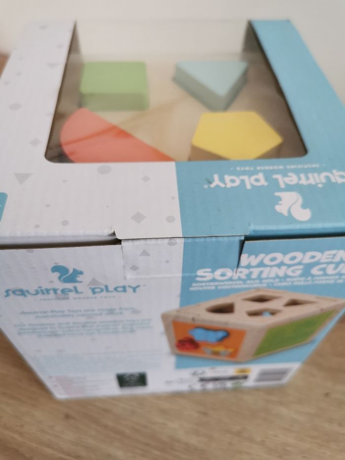 Cube d'activité en bois neuf jamais ouvert - photo numéro 6