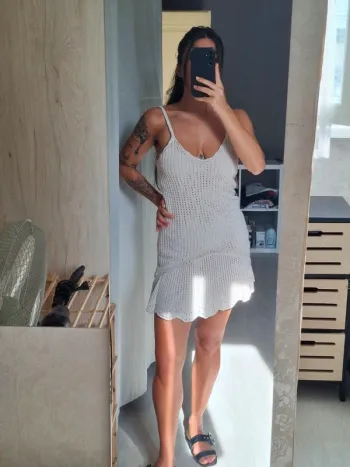 Robe en maille doublé Stradivarius