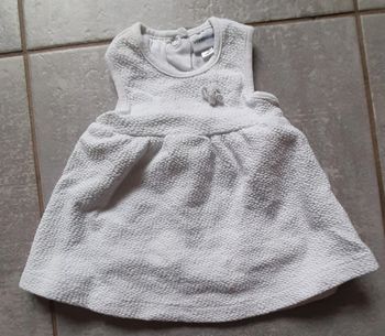 Robe vertbaudet 1 mois