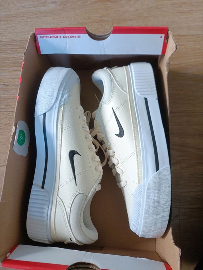Baskets sneakers nike court legacy lift - photo numéro 13