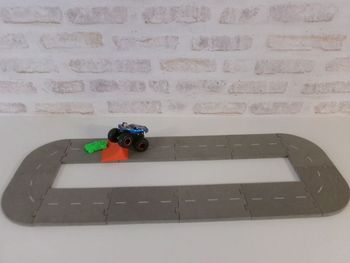 Circuit et Monster Trucks Hotwheels / Hot Wheels