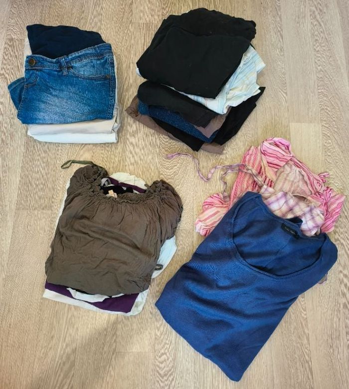Lot de vêtements de grossesse taille 38 / 40