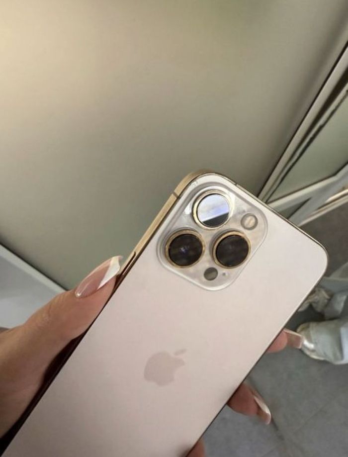iPhone 13 pro max - photo numéro 2