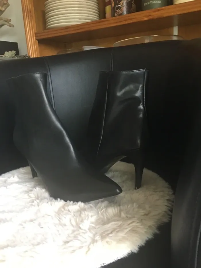 Bottines à talon en cuir noires Élodie - photo numéro 2