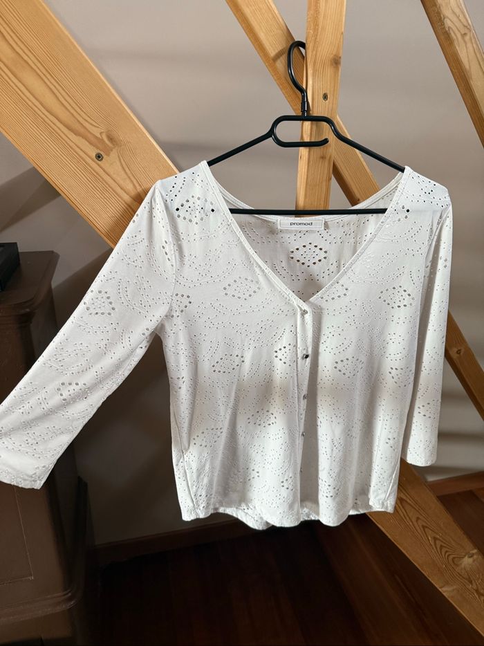 Haut blanc - photo numéro 2