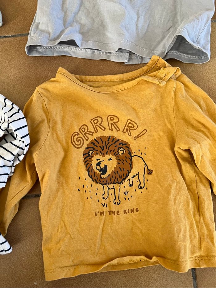 Lot 5 t-shirt bébé 6 mois - photo numéro 2