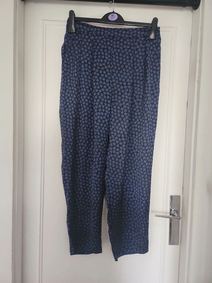 Pantalon satin Mango